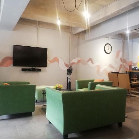 Pinx'S Hostel Jakarta Bagian luar foto