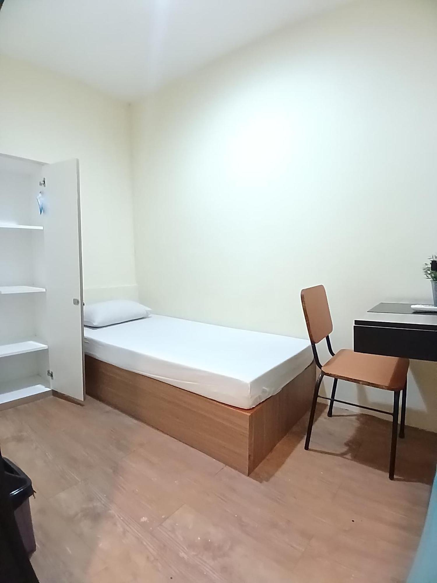 Pinx'S Hostel Jakarta Bagian luar foto