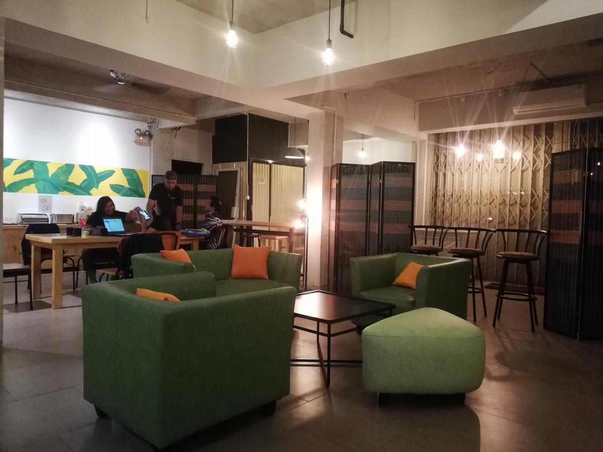 Pinx'S Hostel Jakarta Bagian luar foto