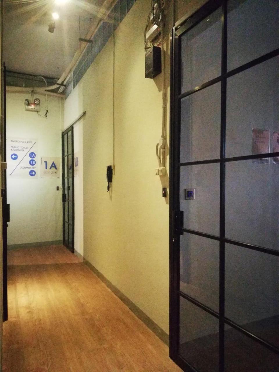 Pinx'S Hostel Jakarta Bagian luar foto