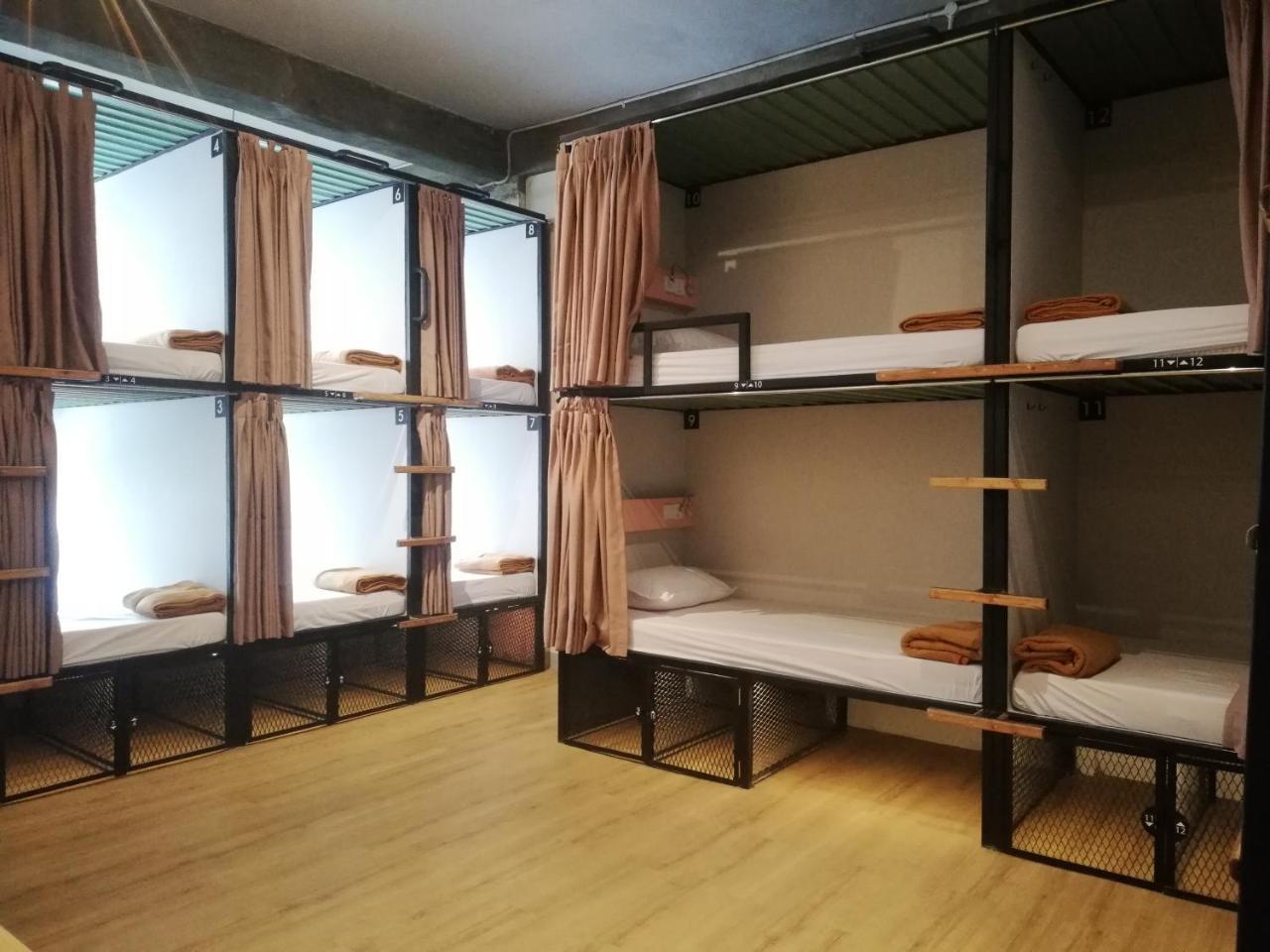 Pinx'S Hostel Jakarta Bagian luar foto